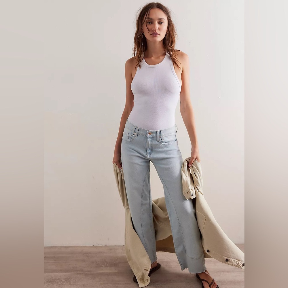 FREE PEOPLE Risk Taker High-Rise Jeans We The Free NWT Day Dream Blue Lite Wash - Picture 5 of 11